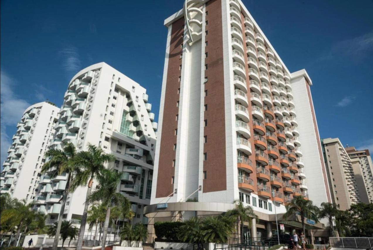 Apartahotel Flat Barra First *