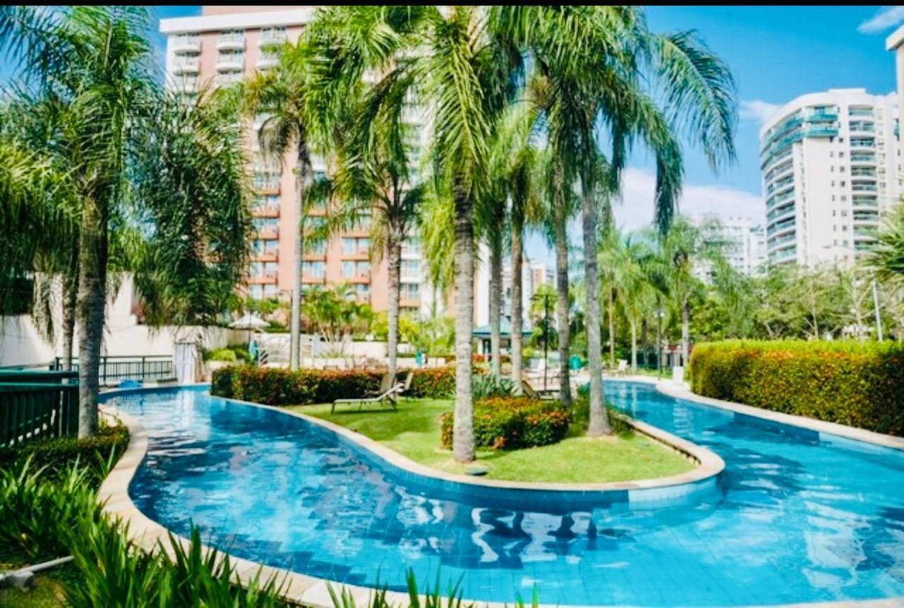 Apartahotel Flat Barra First *