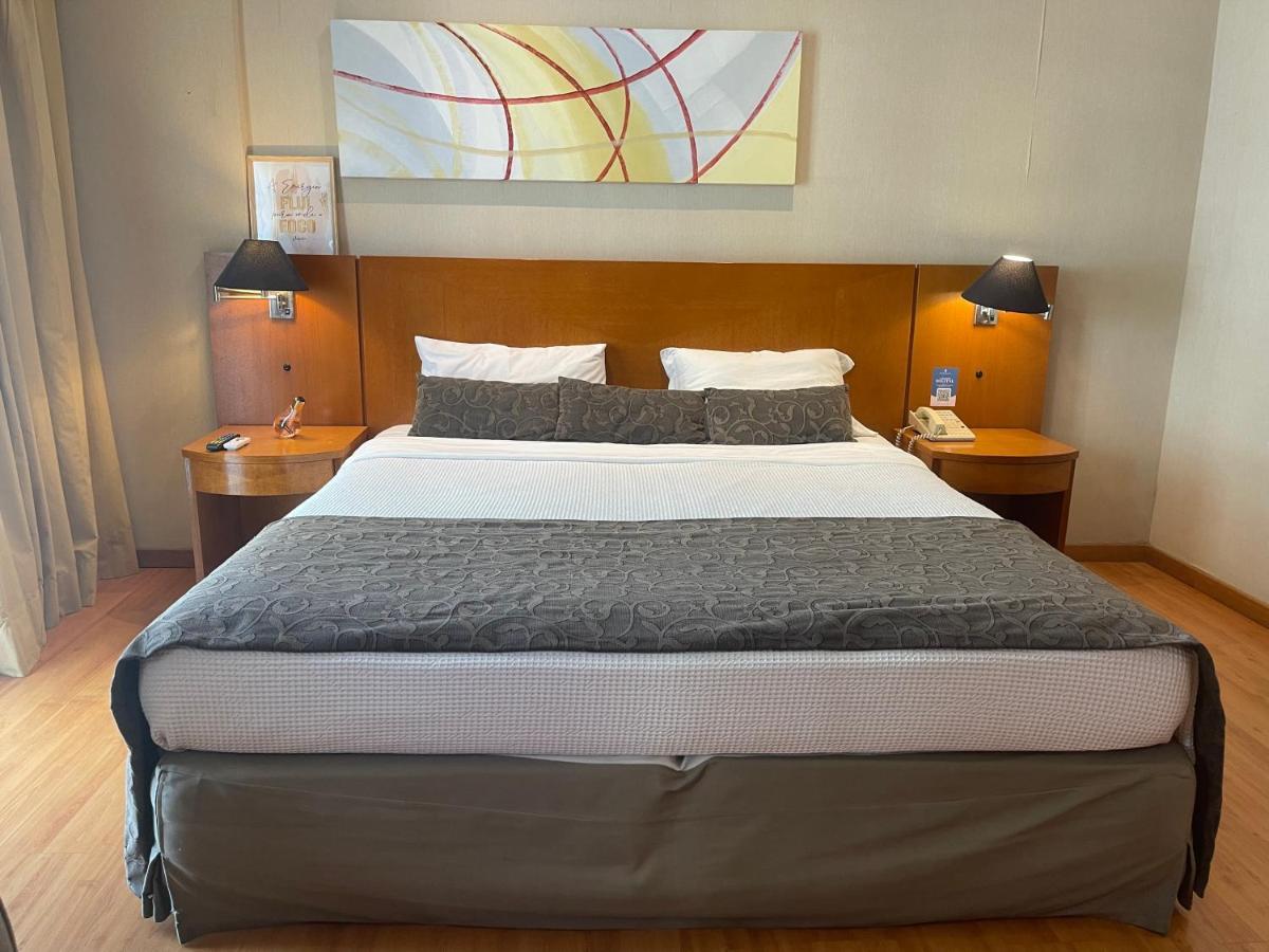 Apartahotel Flat Barra First *